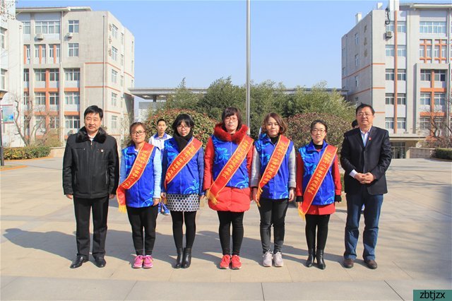 我?！扒啻褐驹感校仓袊?guó)夢(mèng)”學(xué)雷鋒志愿服務(wù)活動(dòng)啟動(dòng)