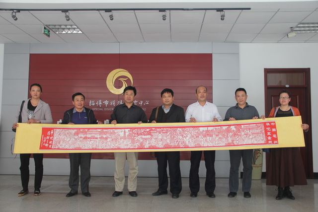 安徽亳州特殊教育中心領(lǐng)導(dǎo)老師到我校參觀交流。