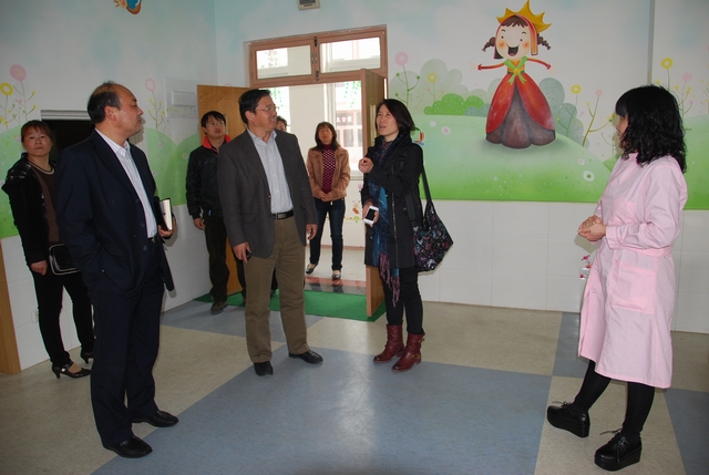 威海、博山特教學(xué)校同仁到我校參觀交流