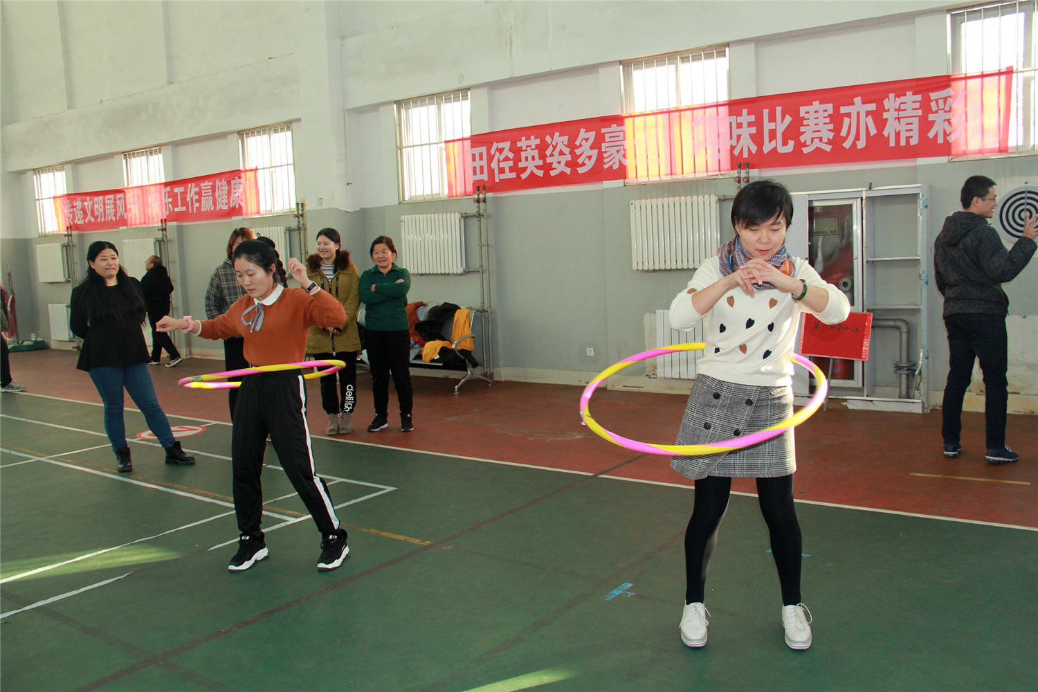 傳遞文明展風(fēng)采 快樂工作贏健康