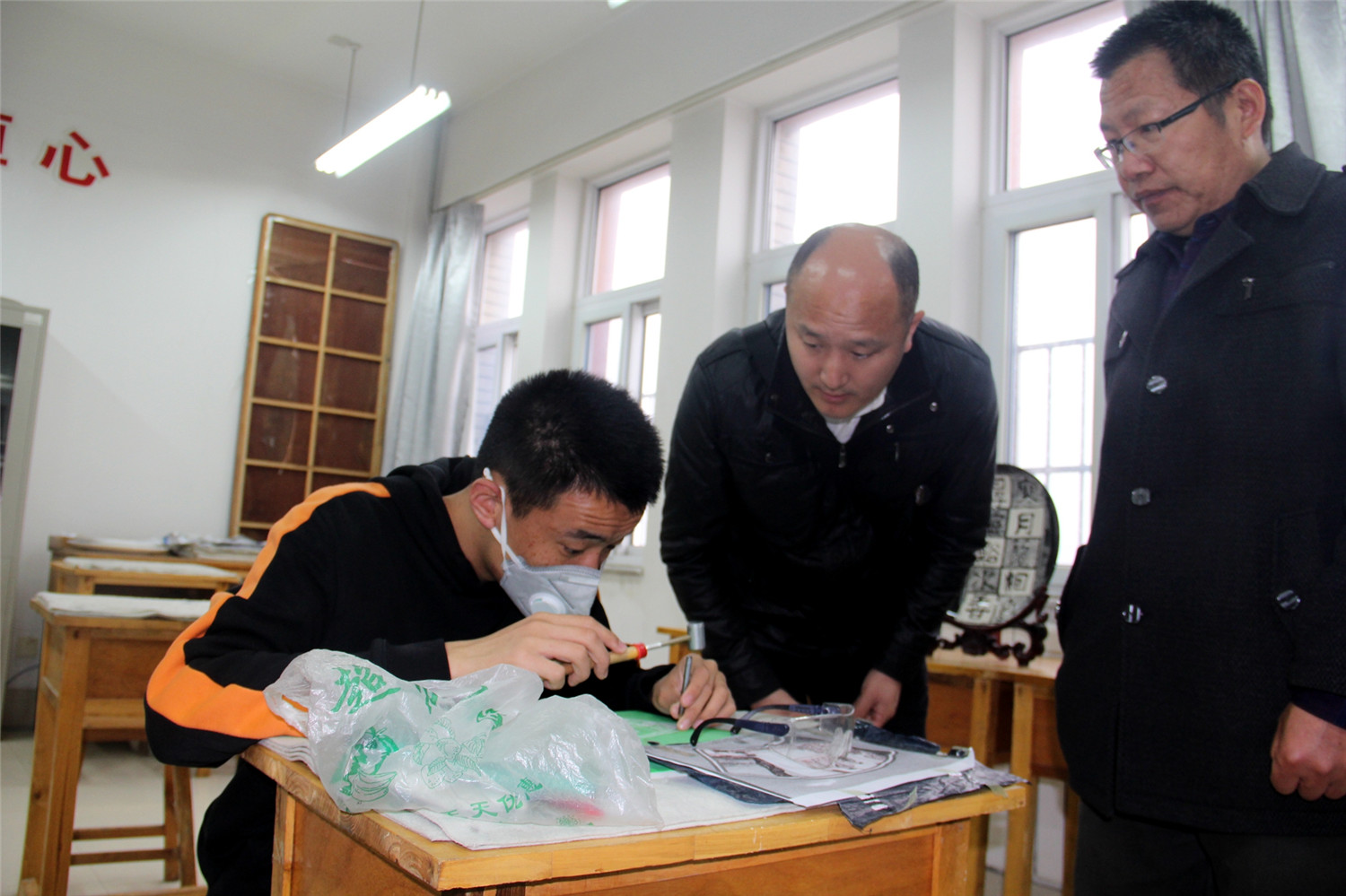 廣東佛山啟聰學(xué)?？疾靾F(tuán)來校參觀調(diào)研