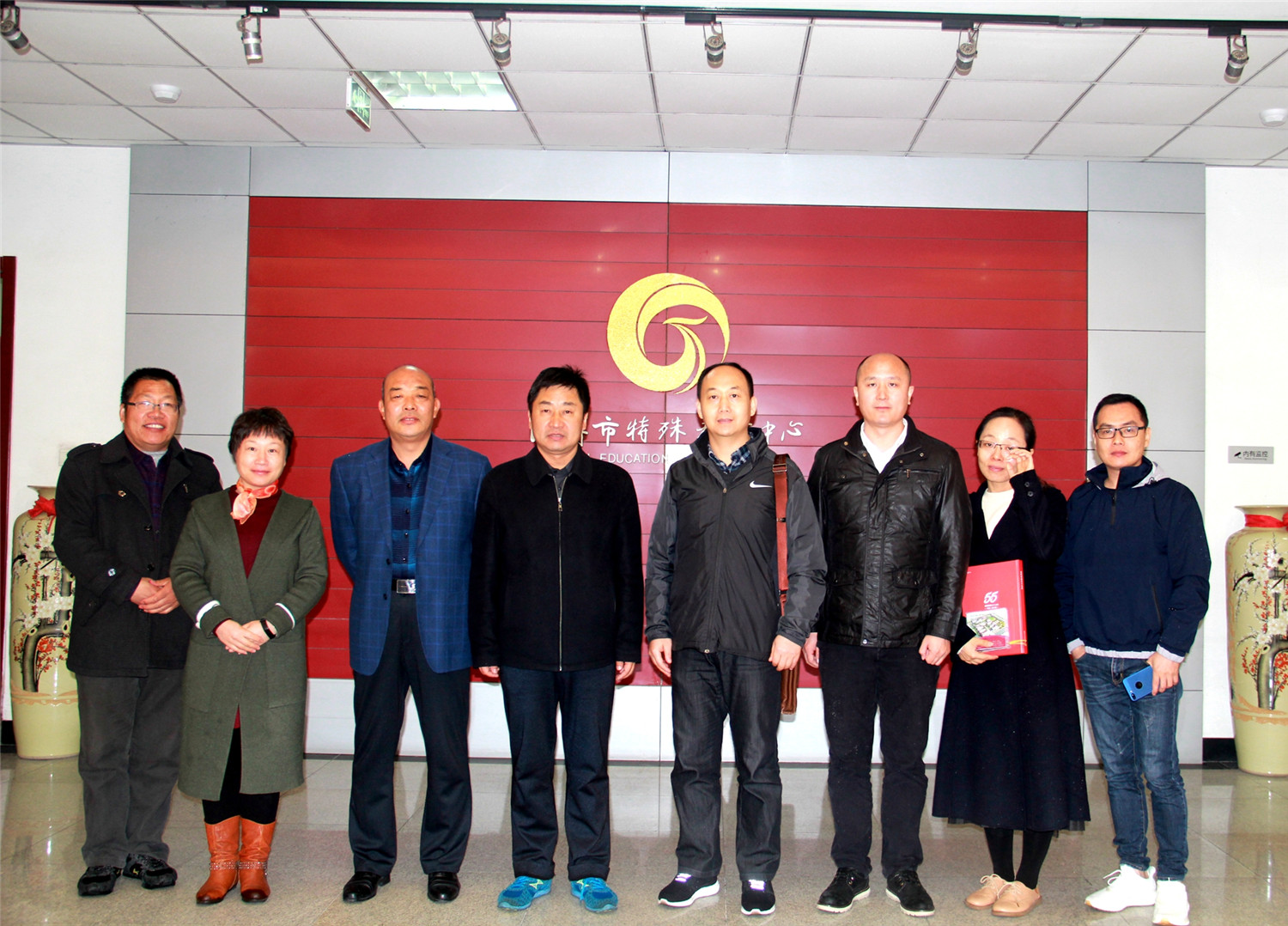 廣東佛山啟聰學(xué)?？疾靾F(tuán)來校參觀調(diào)研