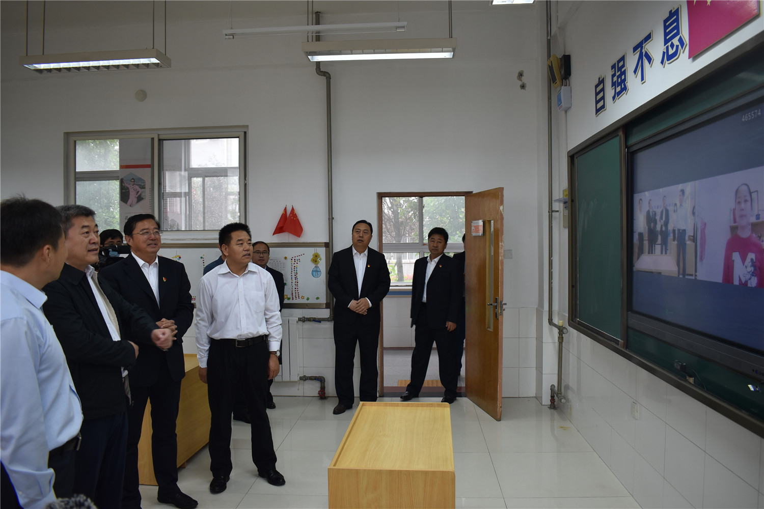 關(guān)愛殘疾兒童，讓愛灑滿校園