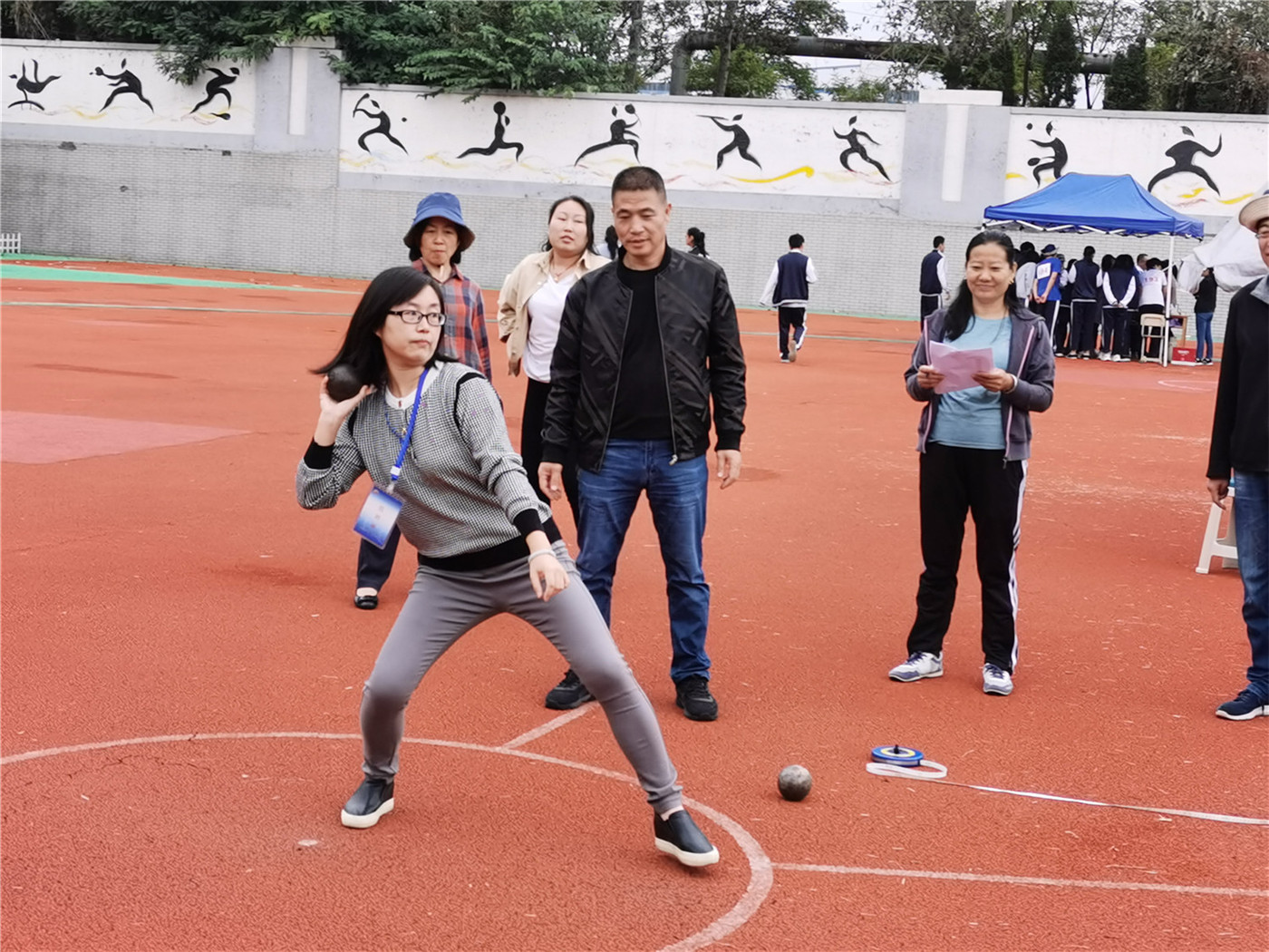 享健身運(yùn)動樂趣，展教師別樣風(fēng)采