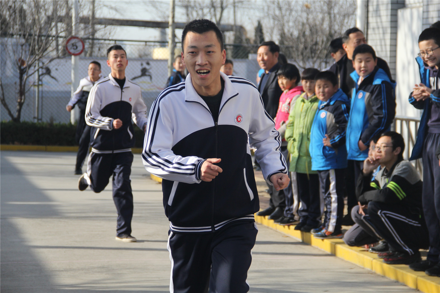 長跑迎新年 健康新起點(diǎn)