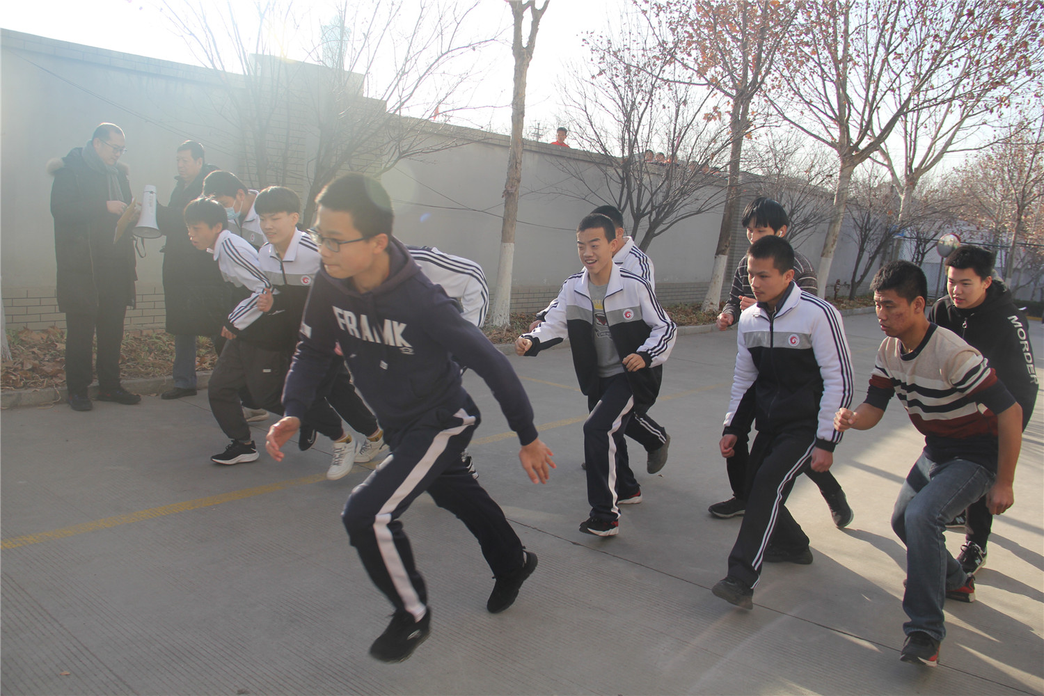 長跑迎新年 健康新起點(diǎn)