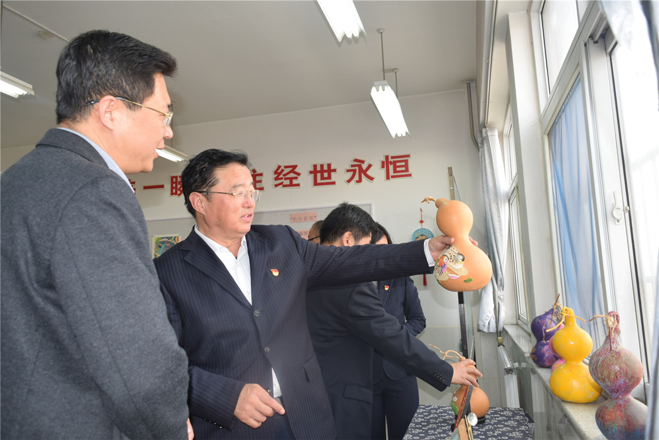 淄博職業(yè)學院汽車工程系與市特教中心開展聯(lián)合主題黨日活動