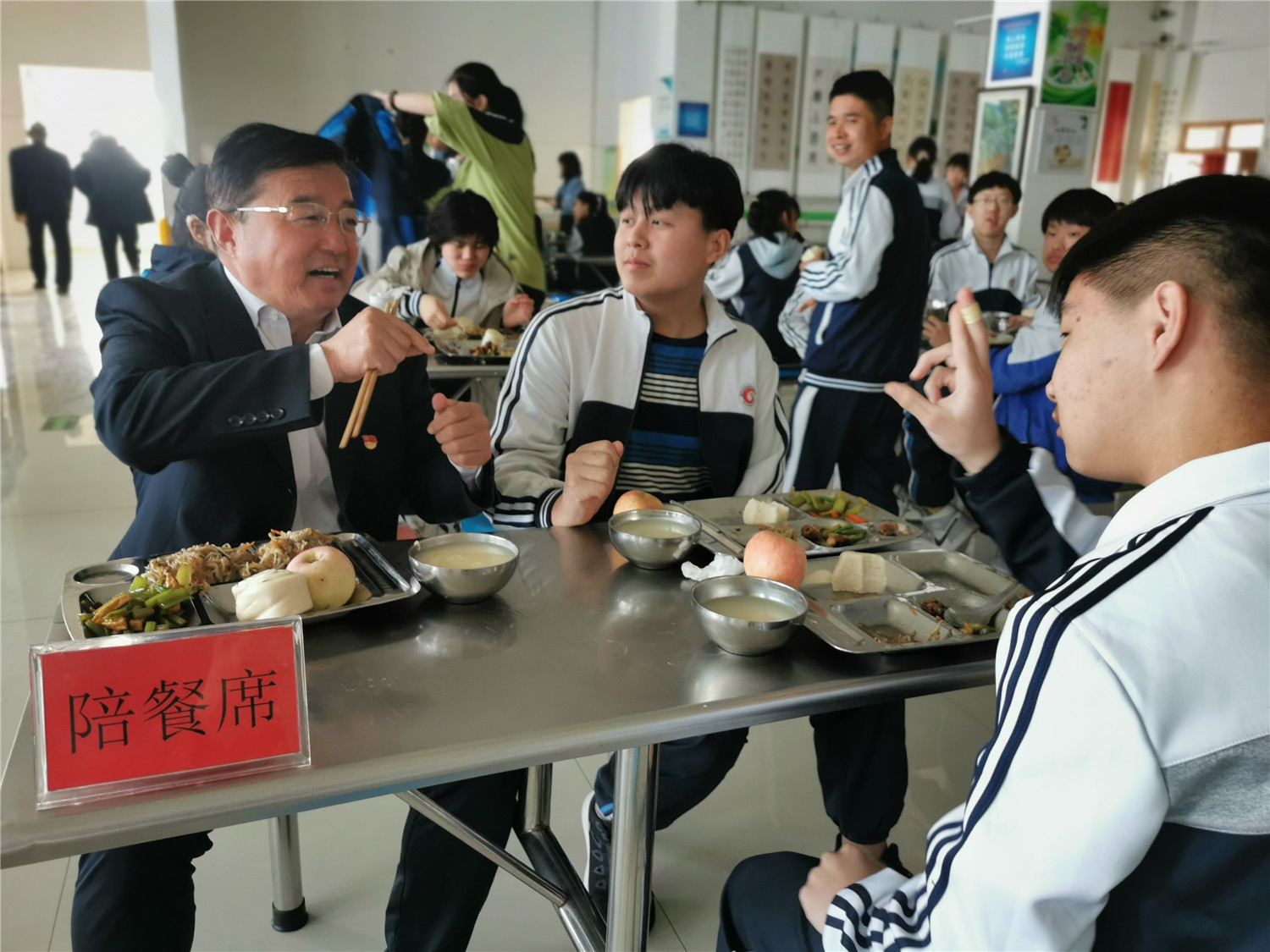 真愛陪伴 共享“食”光