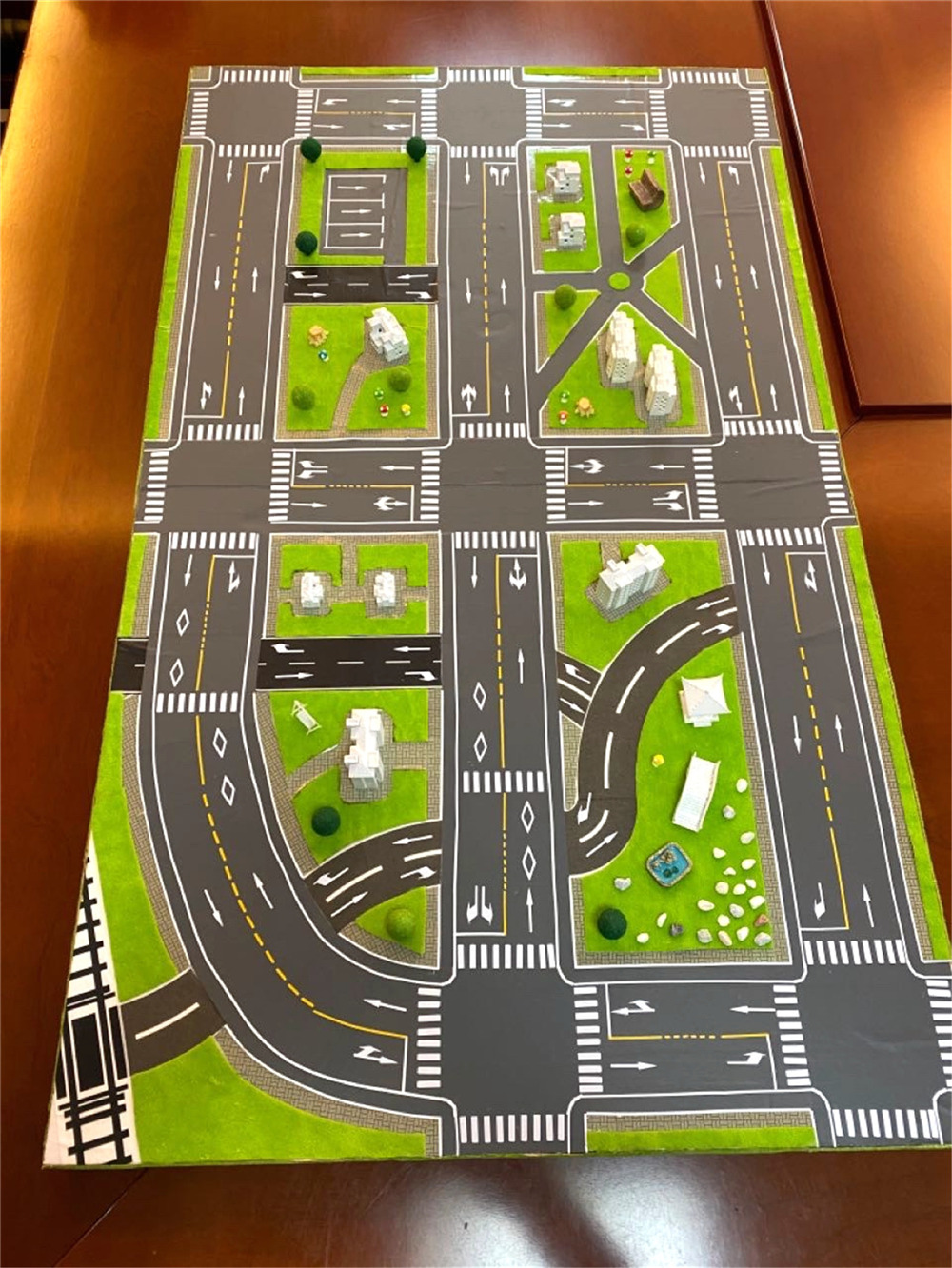 巧手慧心 創(chuàng)意無限 ——市特教中心召開自制教具專家點(diǎn)評會