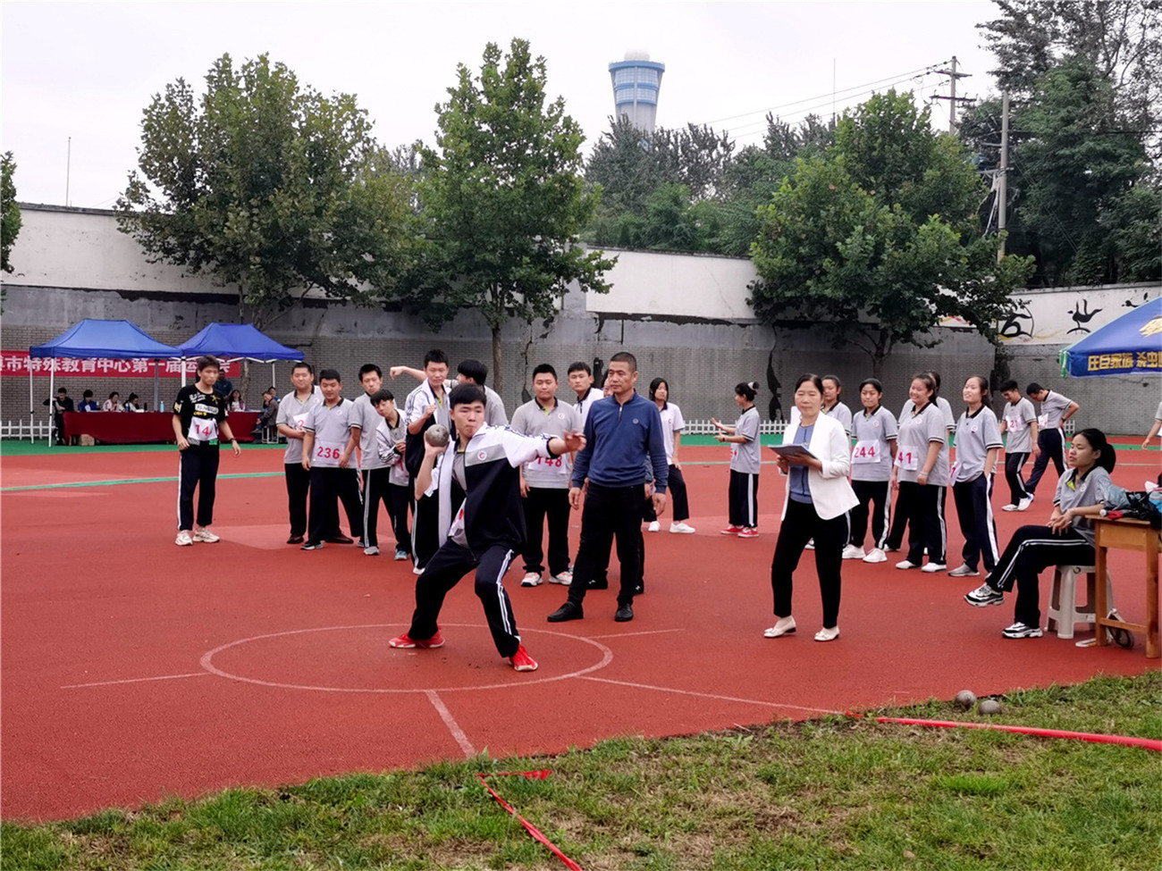 活力無限 展盡青春風采--市特教中心舉行第十屆運動會