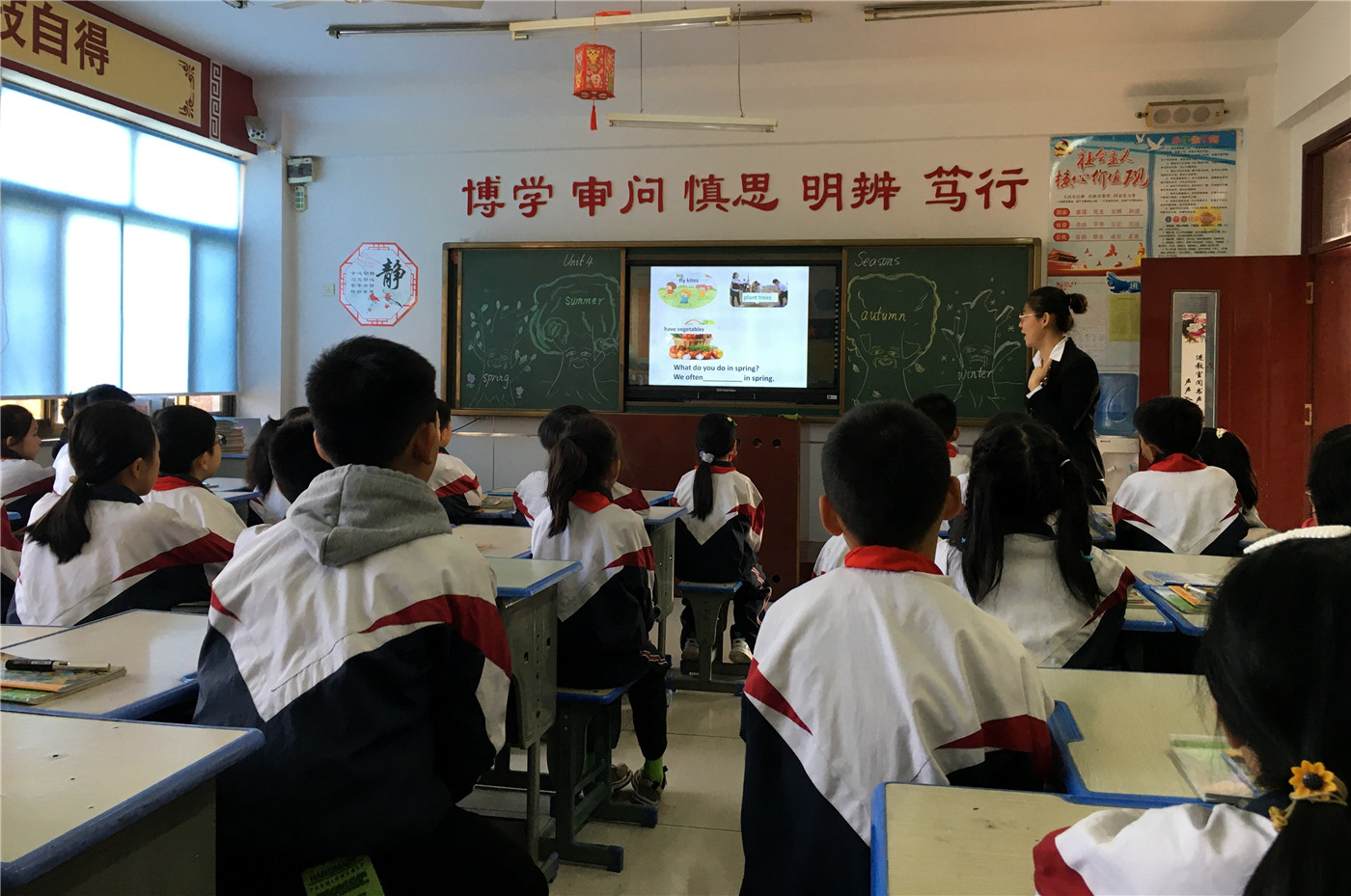 聽課研討促成長(zhǎng)，普特融合共進(jìn)步