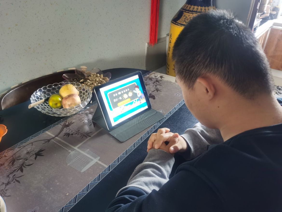 新冠疫情再來襲 線上教學(xué)再啟動(dòng)