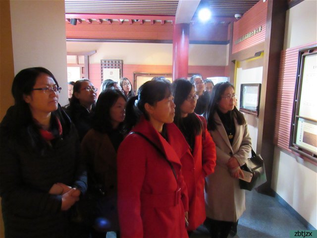 淄博市特殊教育中心女教職工到王士禛紀念館參觀學習