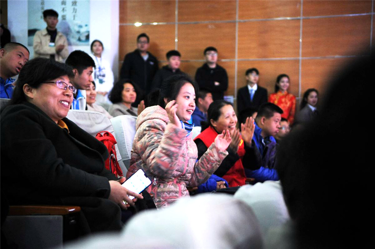 市特教中心開展“愛心之旅 愛不孤單”志愿服務(wù)暨第三黨支部主題黨日活動(dòng)