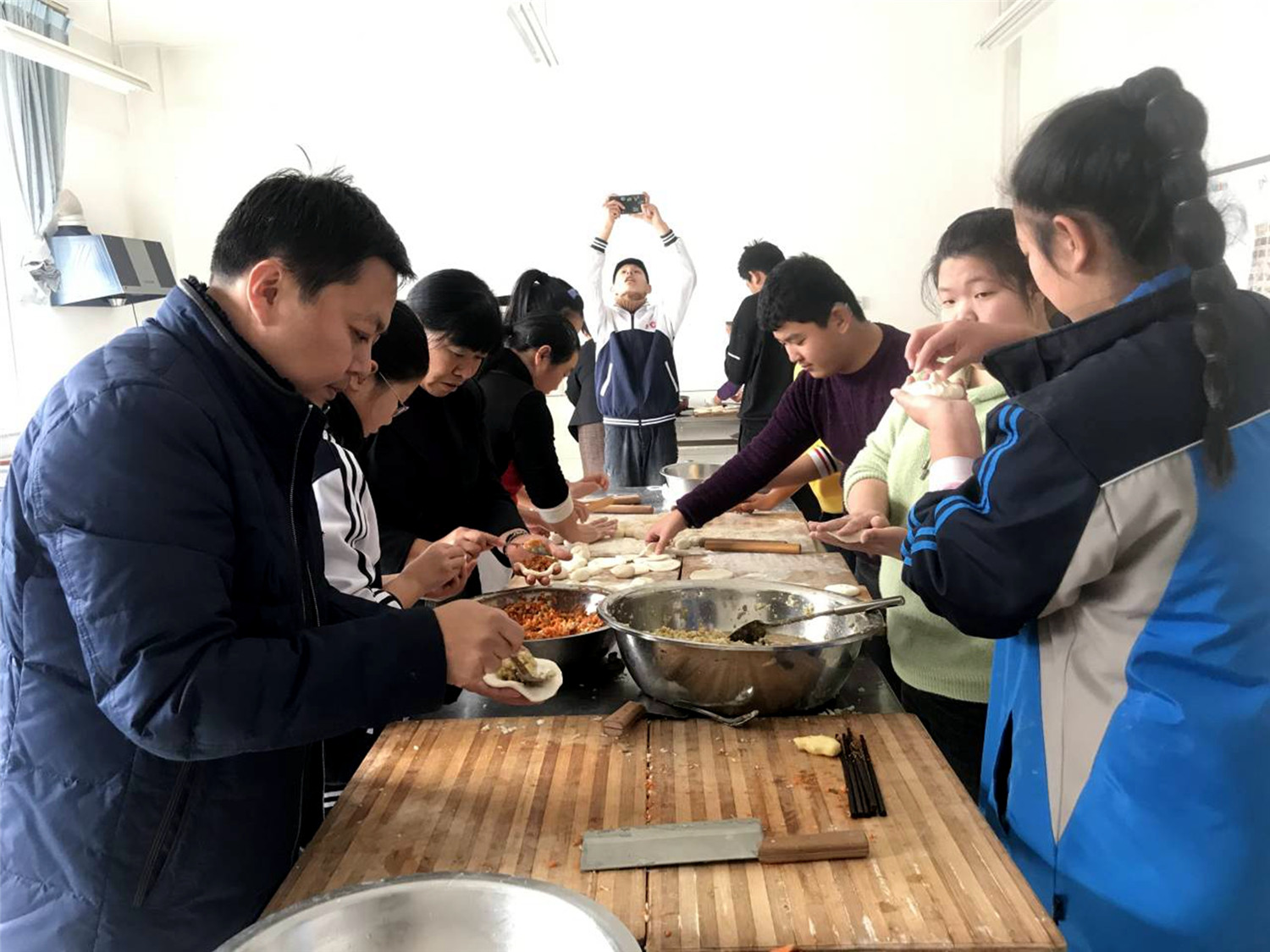 家校攜手 共育孩子成長(zhǎng)