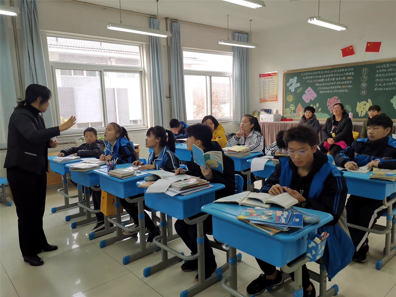 家校攜手 共育孩子成長(zhǎng)