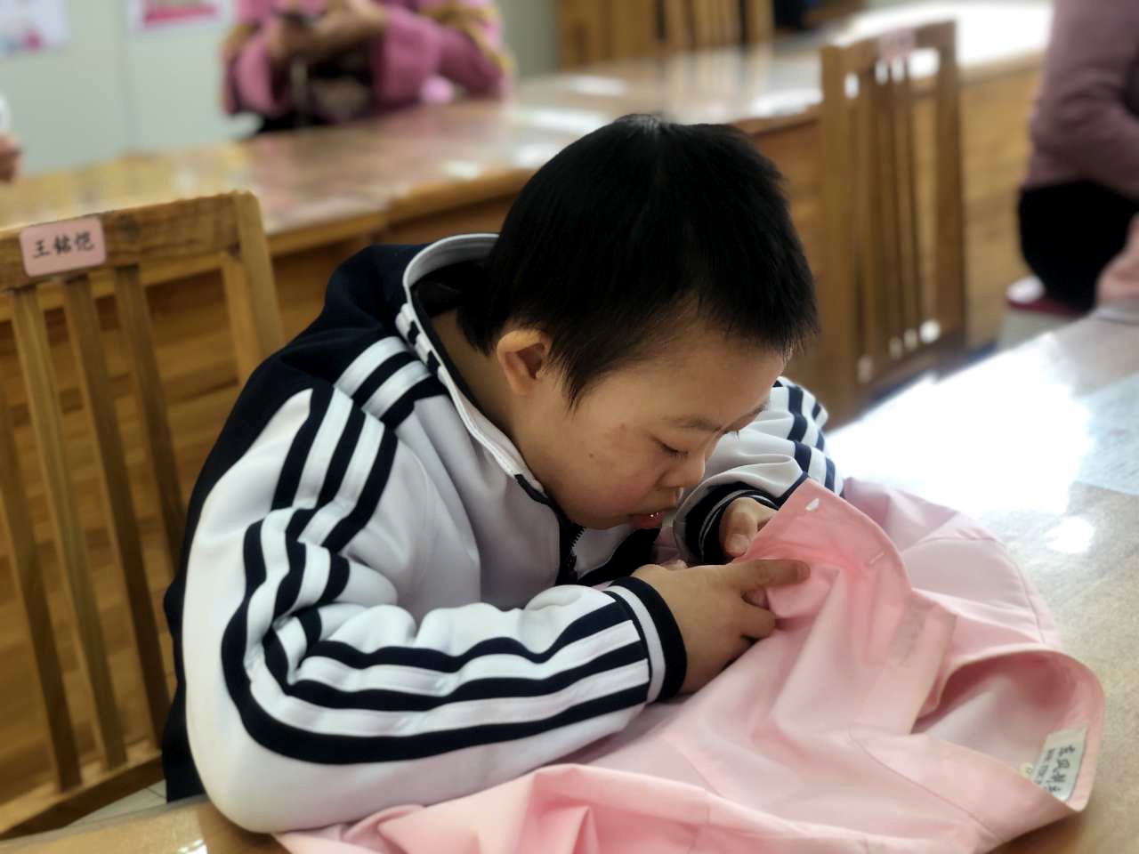 真愛(ài)相伴凝智慧 家校共育結(jié)碩果