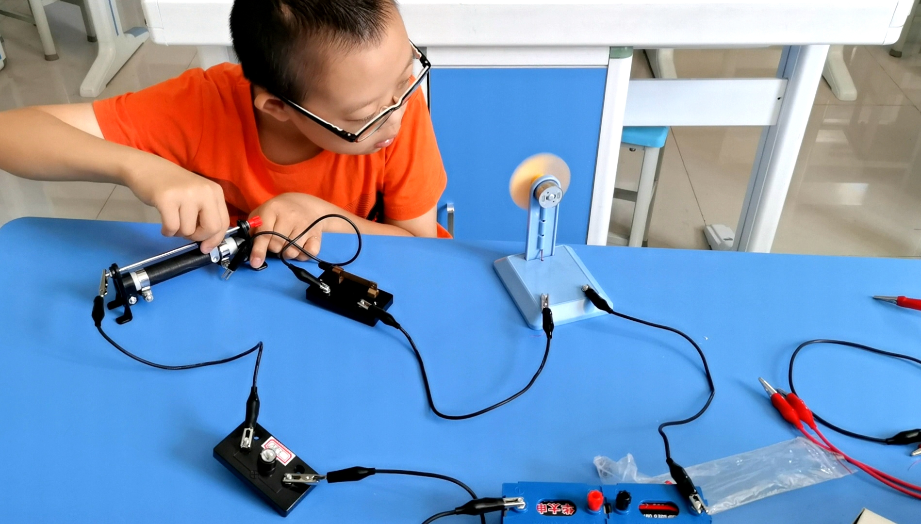 真愛(ài)相伴凝智慧 家校共育結(jié)碩果