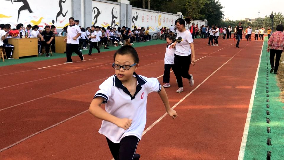 真愛(ài)相伴凝智慧 家校共育結(jié)碩果