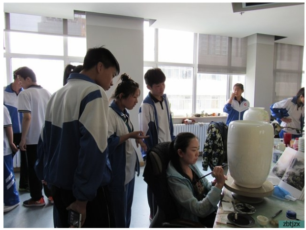 邁開腿，擦亮眼，開動(dòng)腦——淄博市特教中心“愛我大美淄博”研學(xué)活動(dòng)進(jìn)行中