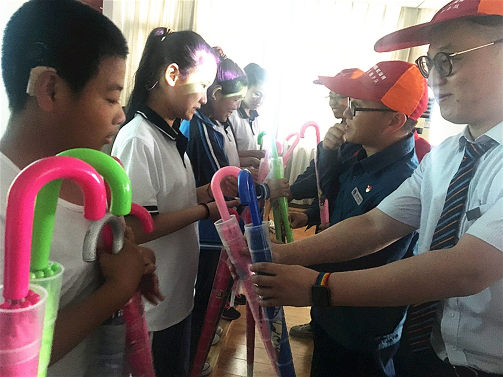 善小獻(xiàn)禮六一節(jié) 安全用電要記牢