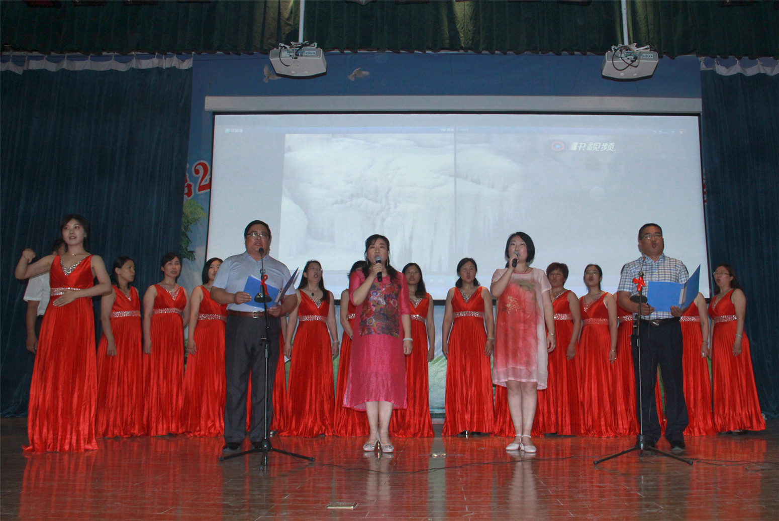 手語“誦”國學  指尖“傳”經典