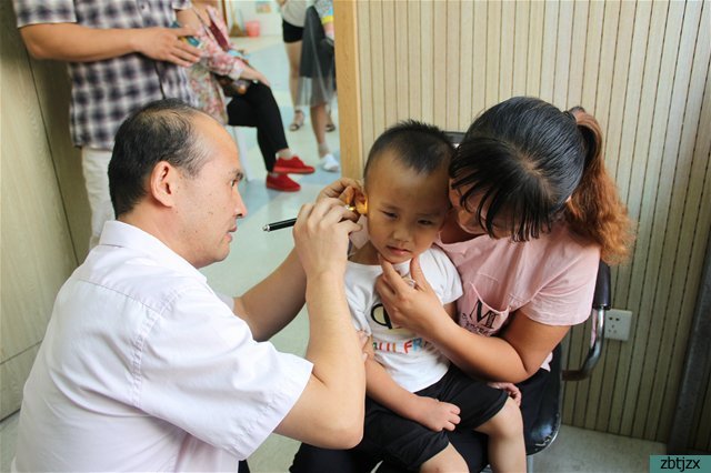 愛(ài)心助殘，你我同行