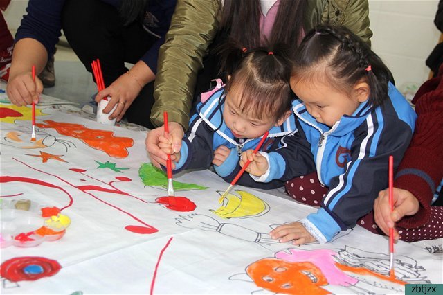 童心繪夢，筑夢前行