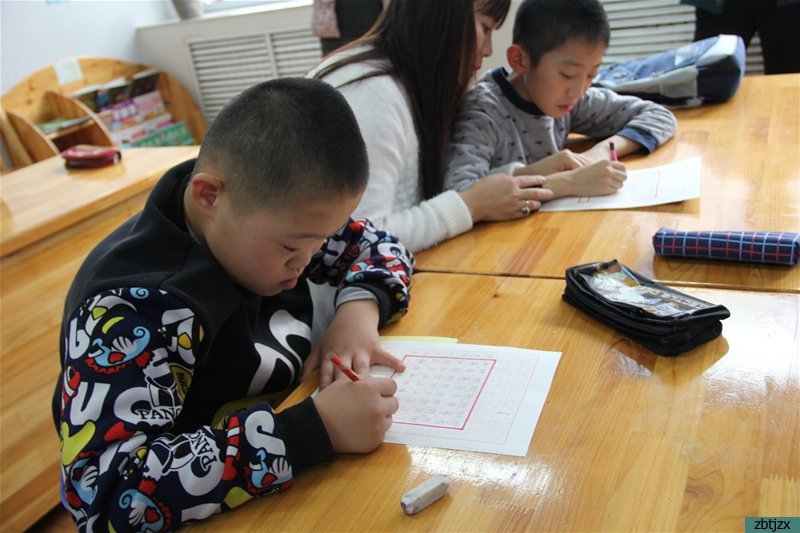 傳承經(jīng)典文化 展示書(shū)寫(xiě)風(fēng)采