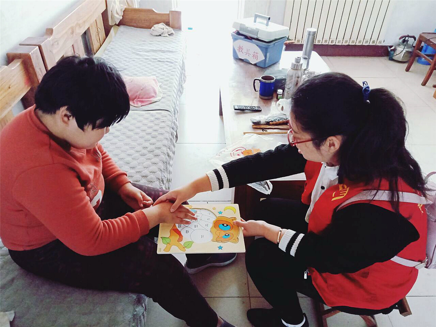 市特教中心開(kāi)展溫情一家親送教上門(mén)志愿服務(wù)活動(dòng)