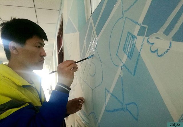 畫筆繪我心 墻壁會(huì)說話