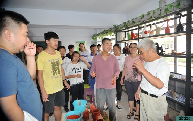 弘揚工匠精神 過有意義的聾人節(jié)