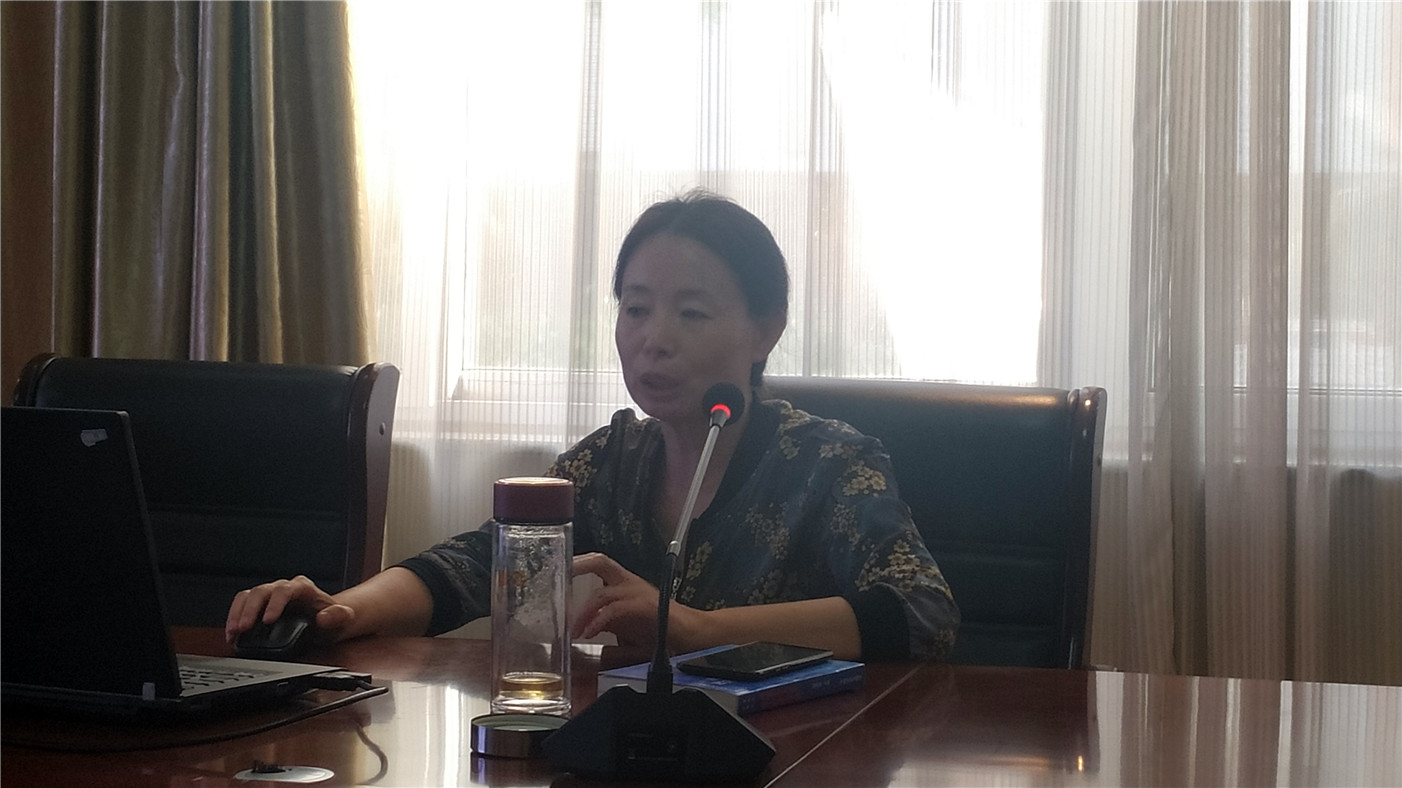 夯實專業(yè)能力 提高育人本領(lǐng)