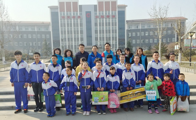 陽(yáng)春三月，志愿與我們同行