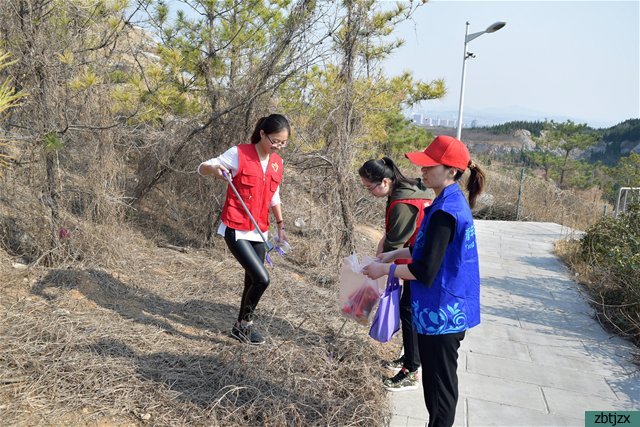 我校開展“生態(tài)寶山 綠色環(huán)?！敝驹阜?wù)活動