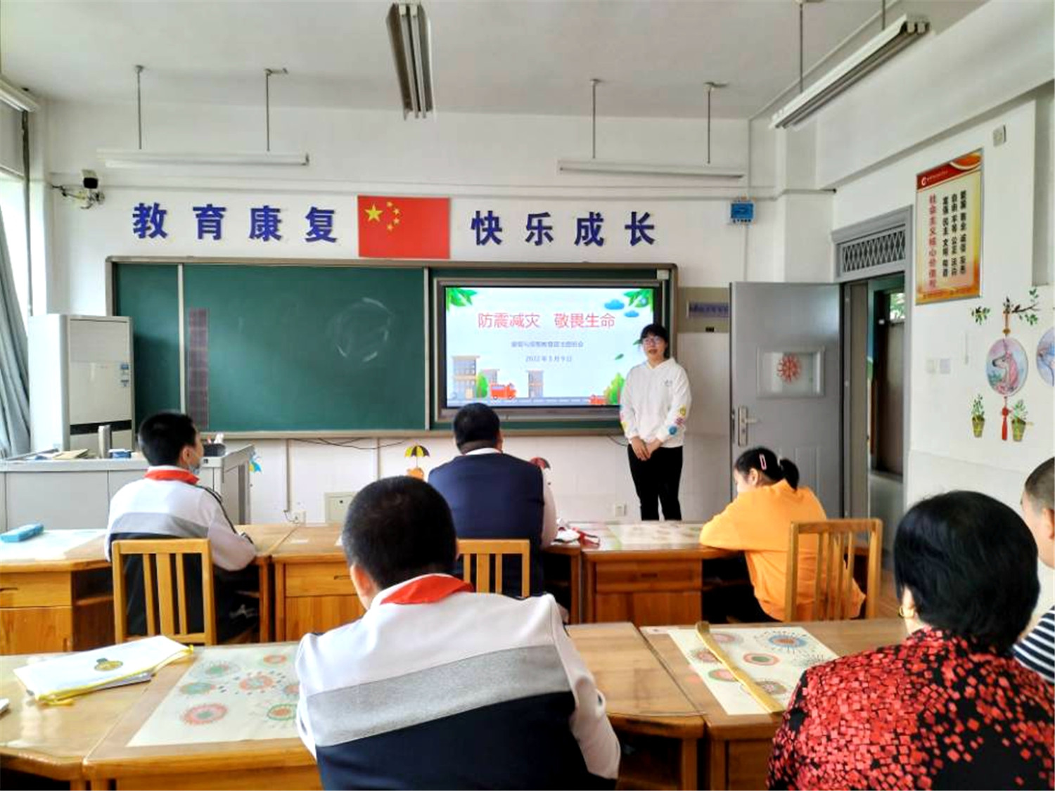 提高防災(zāi)減災(zāi)意識 筑牢校園安全防線