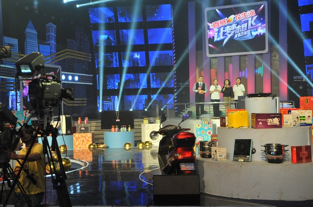 我校學(xué)生參加了山東電視臺(tái)“讓夢(mèng)想飛”節(jié)目錄制。