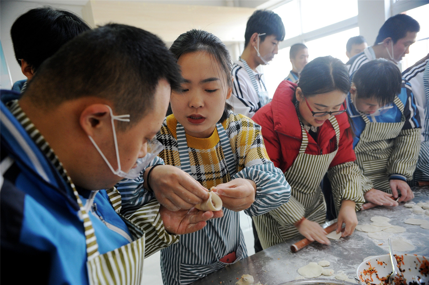 開心包餃子 快樂迎冬至