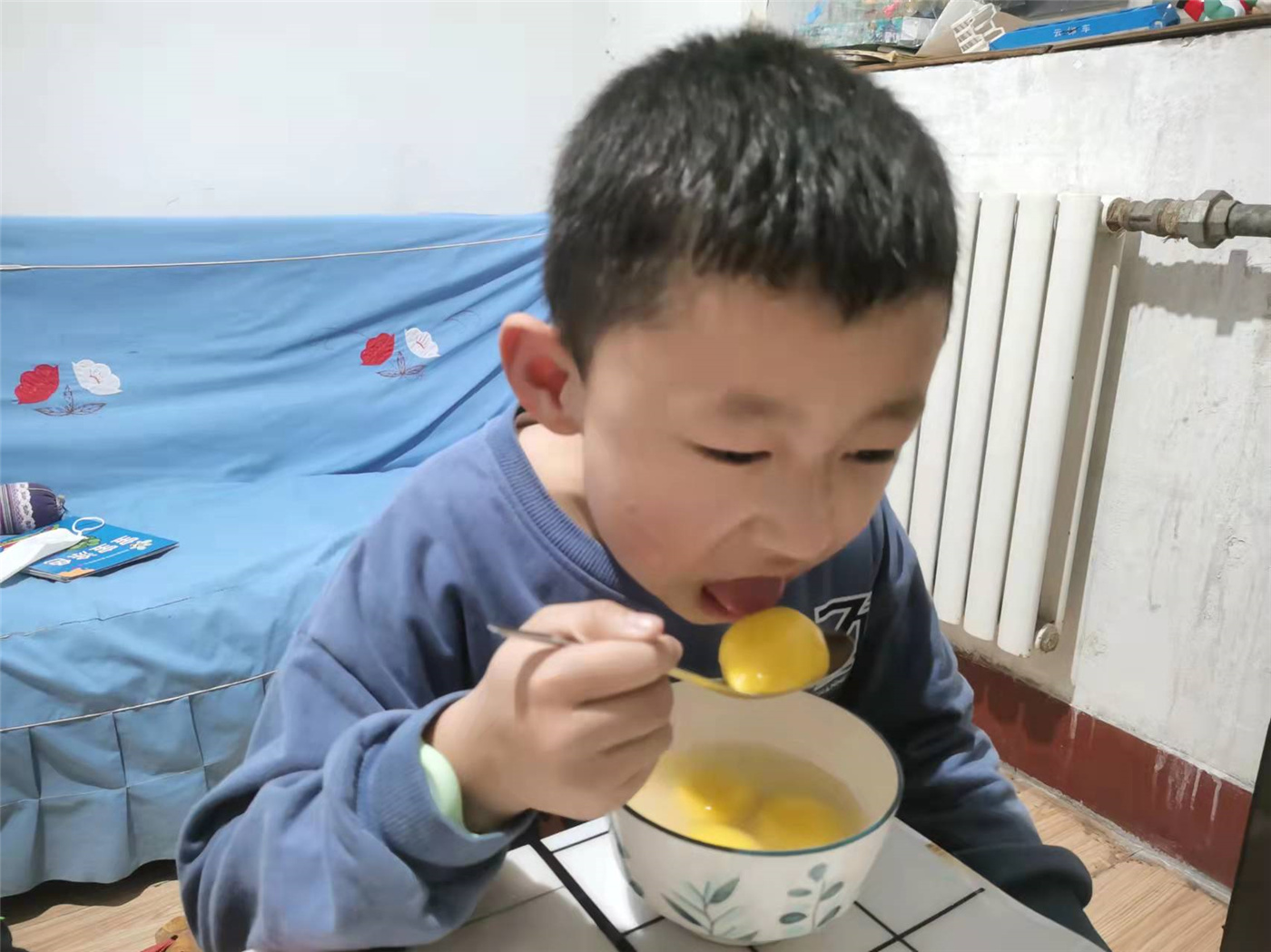 賞花燈，吃湯圓，歡天喜地鬧元宵