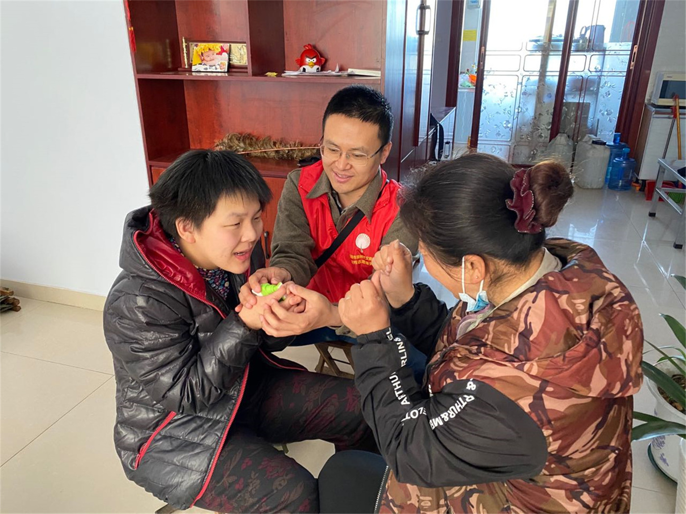 送教上門辦實(shí)事 助殘幫扶解民憂